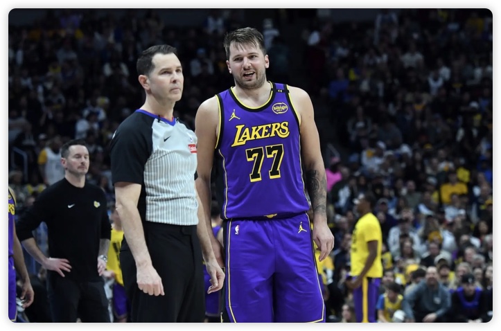 东契奇32+10+7约基奇低配三双 老詹25+9湖人降服掘金